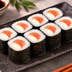 Nr.13 Rolls ar lasi un kremsieru